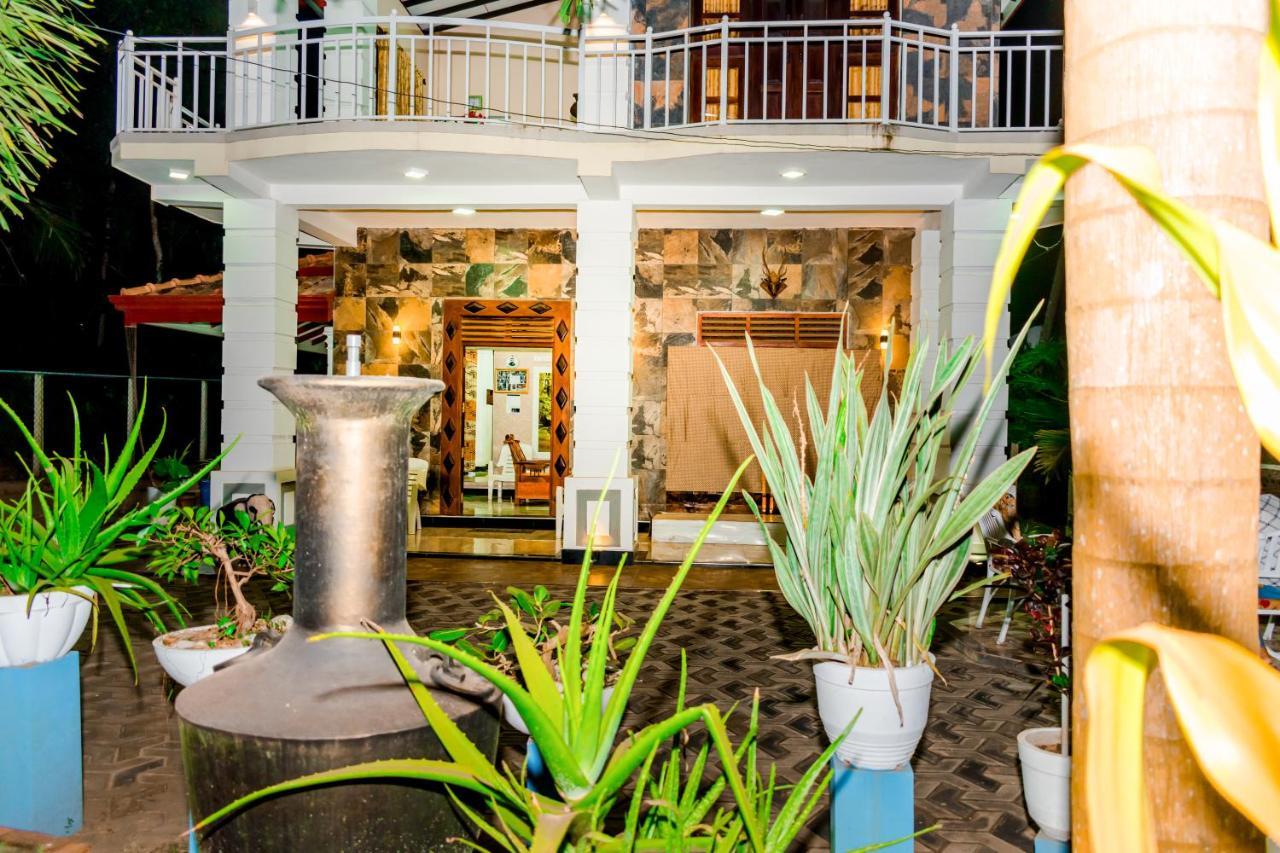 House Of Richness Hotel Негомбо Екстериор снимка