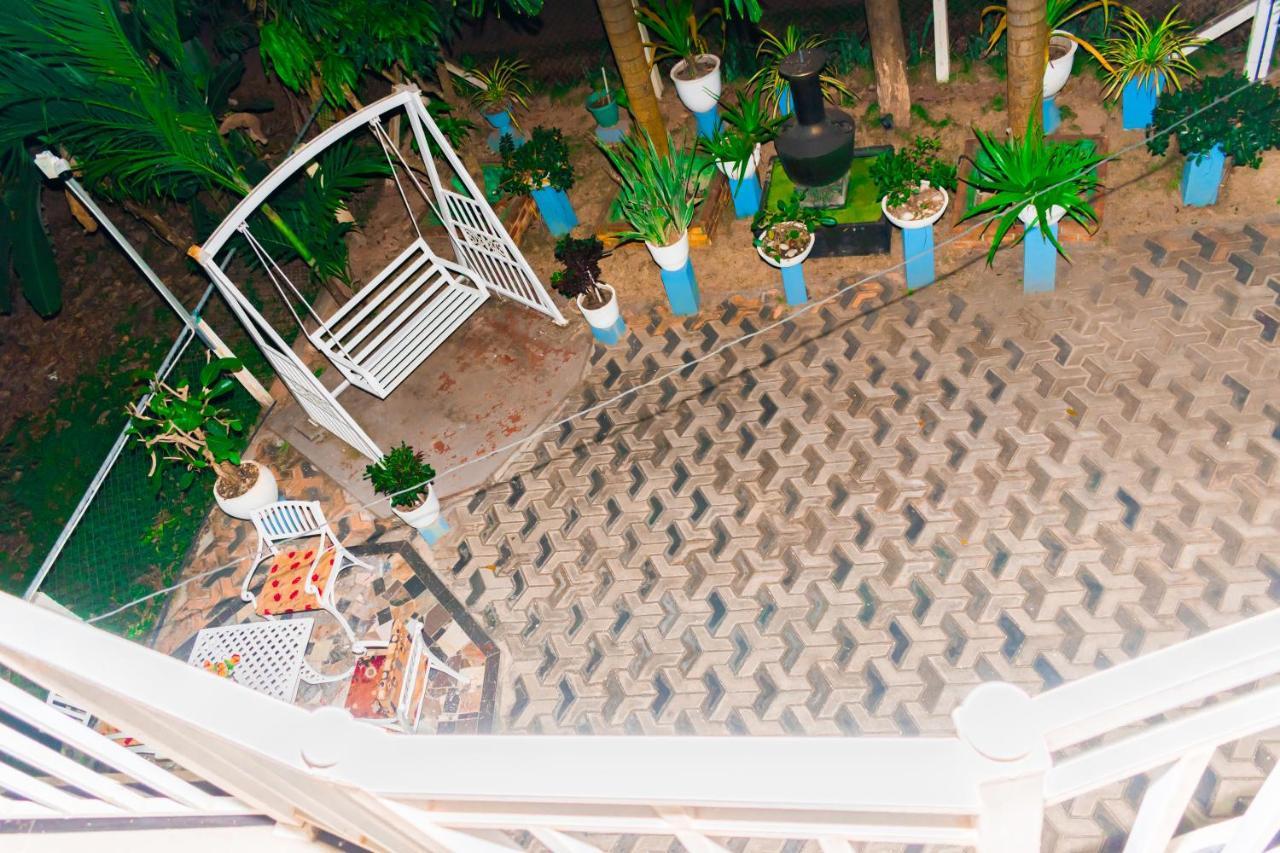 House Of Richness Hotel Негомбо Екстериор снимка