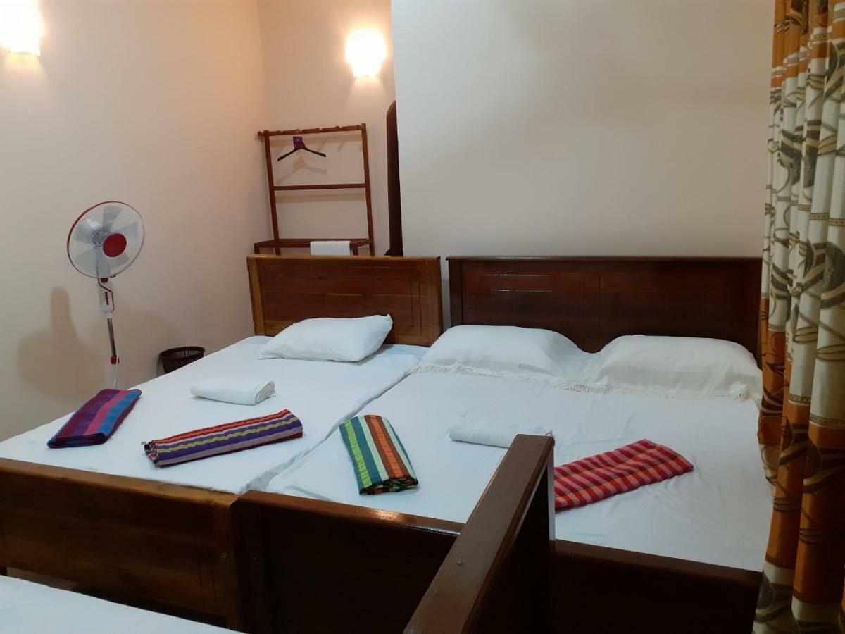 House Of Richness Hotel Негомбо Екстериор снимка